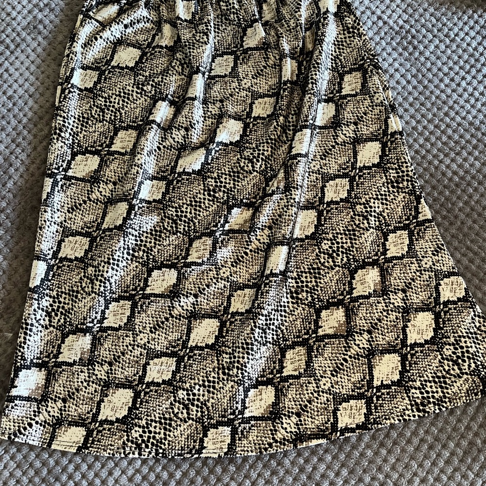Stylish Snake Print Skirt